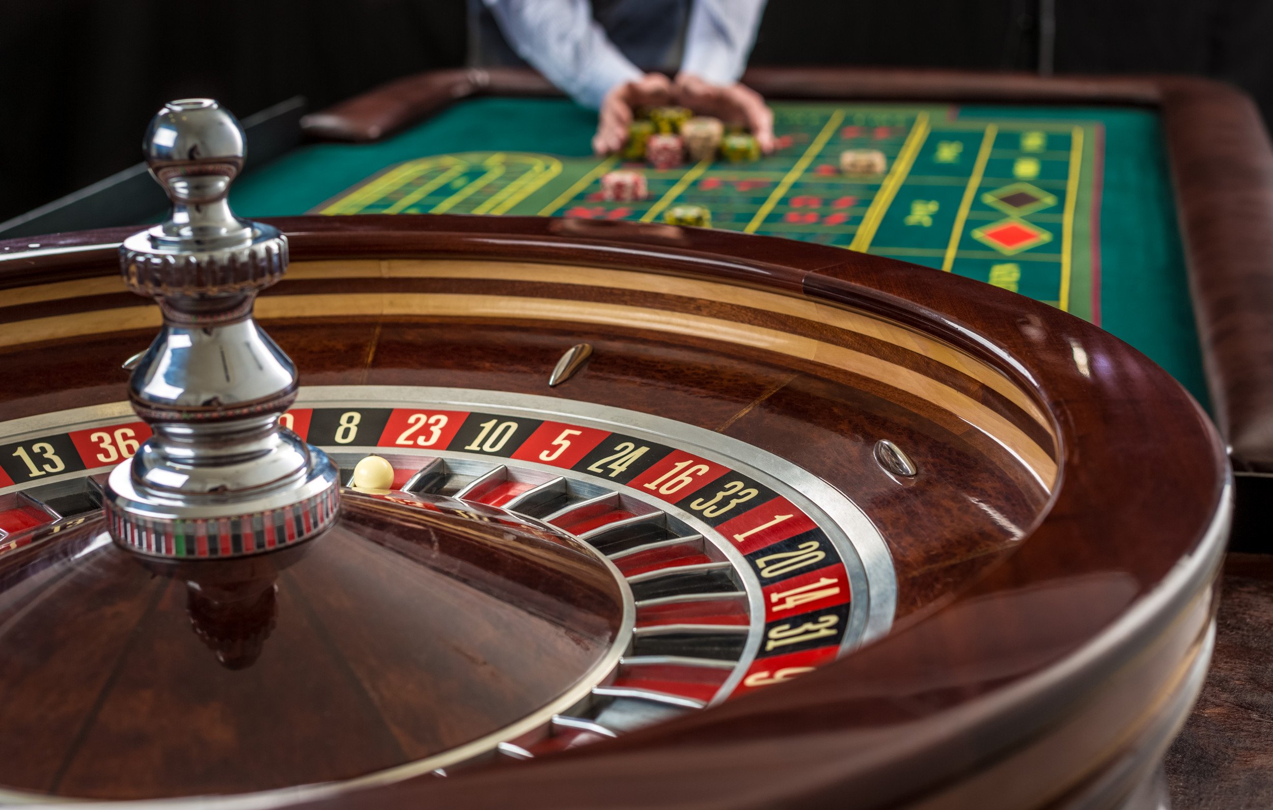 Dashboard kategori permainan gurita4d menampilkan sepak bola, slot, dan dealer langsung